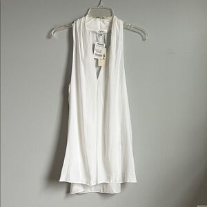 Max Studio White Sleeveless Blouse